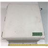 Image 1 : Box