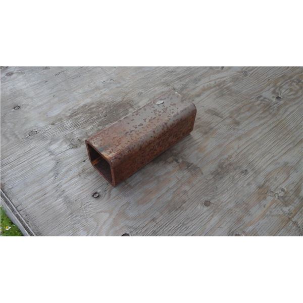 Tube carre 4" x 3/8" x 10"