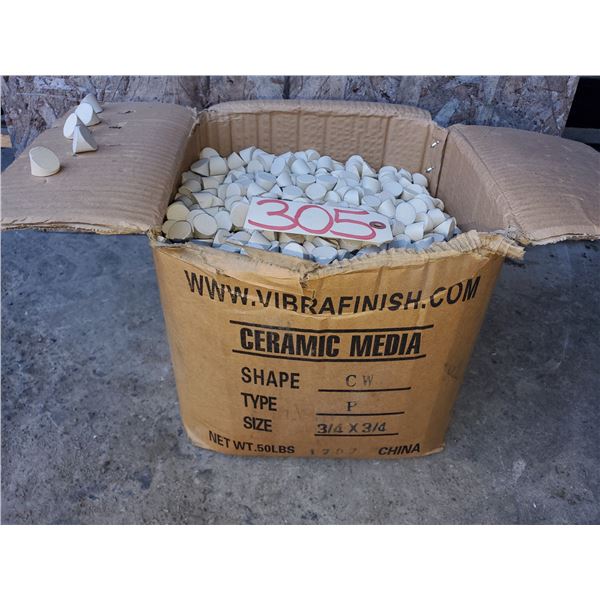 Box of Vibra finish Tumbler Ceramic 3/4" x 3/4"