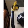Image 11 : KOSS RADIO AND ELECTRIC LEAF BLOWER