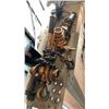 Image 1 : 2 LEVER CHAIN HOISTS 1 1/2 TON
