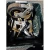 Image 3 : CRATE OF 4 LARGE SWIVEL CASTERS WITH BRAKES AND MORE