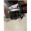 Image 2 : DELTA 3 X 24" BELT SANDER POLISHER WORKING