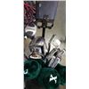 Image 2 : KNIGHT LANCER RH GOLF CLUBS WITH BAG,30 GOLF BALLS, 20 TEES AND CART