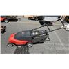 Image 1 : BLACK AND DECKER ELECTRIC LAWNMOWER - WORKING