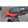 Image 2 : BLACK AND DECKER ELECTRIC LAWNMOWER - WORKING