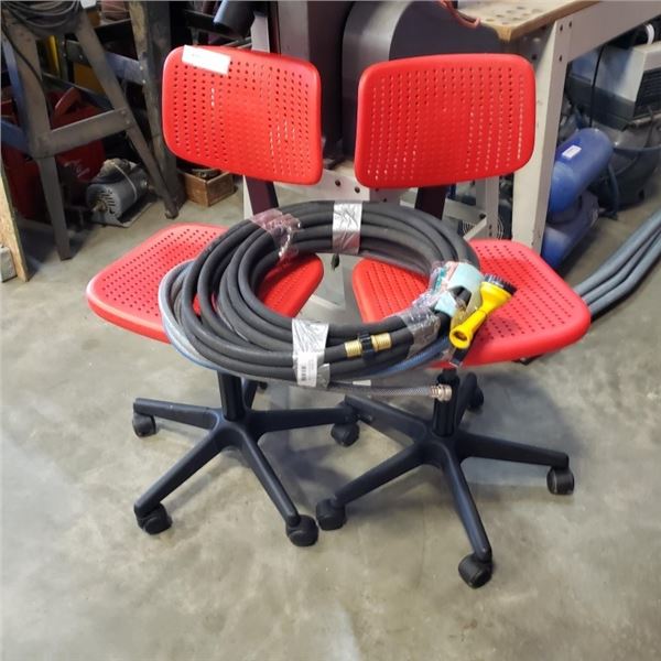 2 ROLLING GAS LIFT CHAIRS WITH 2 GARDEN HOSES AND SPRAYER