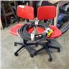 Image 1 : 2 ROLLING GAS LIFT CHAIRS WITH 2 GARDEN HOSES AND SPRAYER