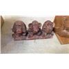 Image 2 : WOOD AND POTTERY FIGURES