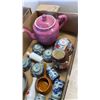 Image 8 : 2 BOXES OF BRASS FIGURES AND VARIOUS CHINA