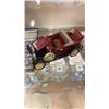 Image 2 : 10 VINTAGE DIE CAST VEHICLES