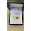 Image 2 : 10 KT STAMPED SIZE 6.5 RING