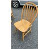 Image 2 : OAK TABLE WITH 4 HOOPBACK CHAIRS