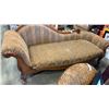 Image 2 : WOOD FRAMED CHAISE LOUNGE