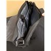 Image 8 : NEW SWISS GEAR 0506 MESSENGER BAG 15 INCH EXPANDABLE