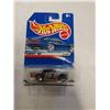 Image 2 : NEONTEK CAMERA  AND 4 HOTWHEEL CARS