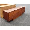 Image 1 : MID CENTURY SIDEBOARD