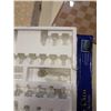 Image 8 : GLASS CHESS SET AND CARVING SET