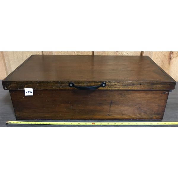 VINTAGE WOODEN TOOLBOX - 6.5in x 11.5in x 22in