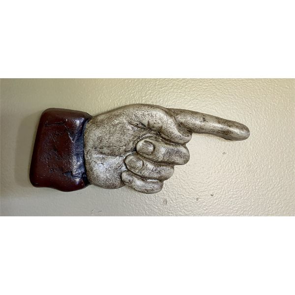 'THIS DIRECTION' WALL ART - 8 INCHES