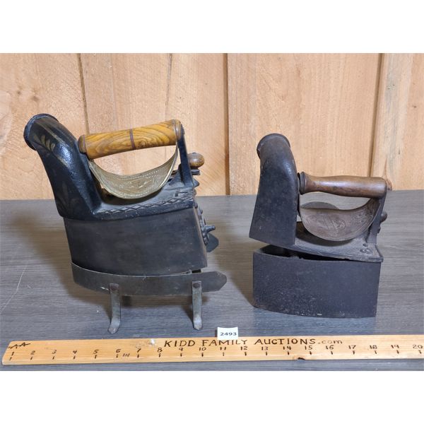 LOT OF 2 - ANTIQUE IRONS - INCL VICTORIAN NO 7 CHARCOAL IRON