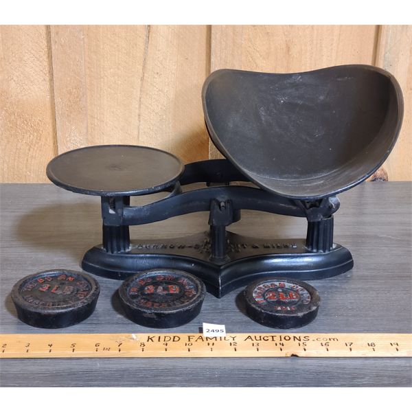 ANTIQUE CAST IRON SCALE W/ WEIGHTS