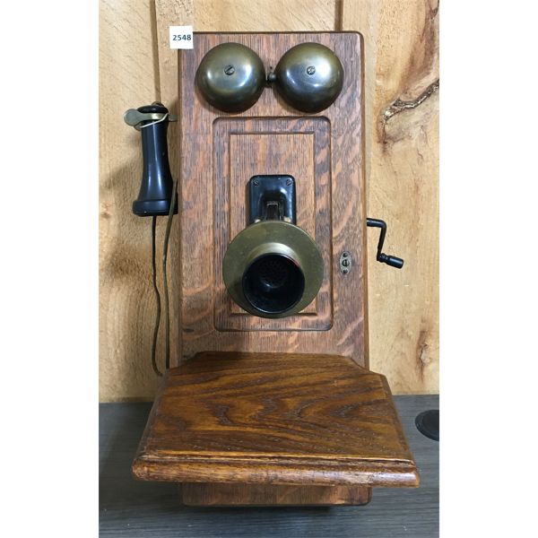 WOODEN WALL MOUNT CRANK TELEPHONE