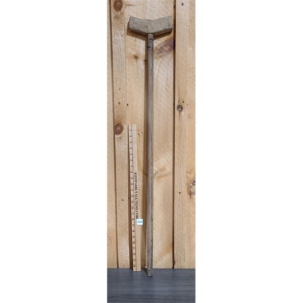 WOODEN CRUTCH - 41in LONG