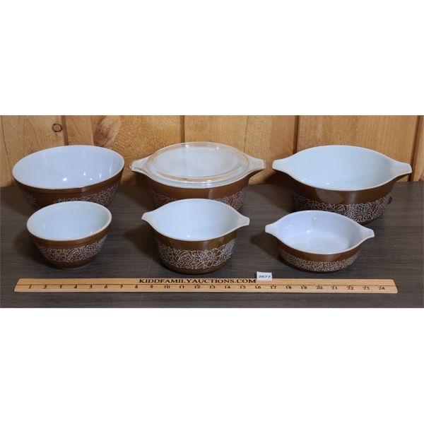 LOT OF 6 PYREX DISHES - LARGEST 9 in