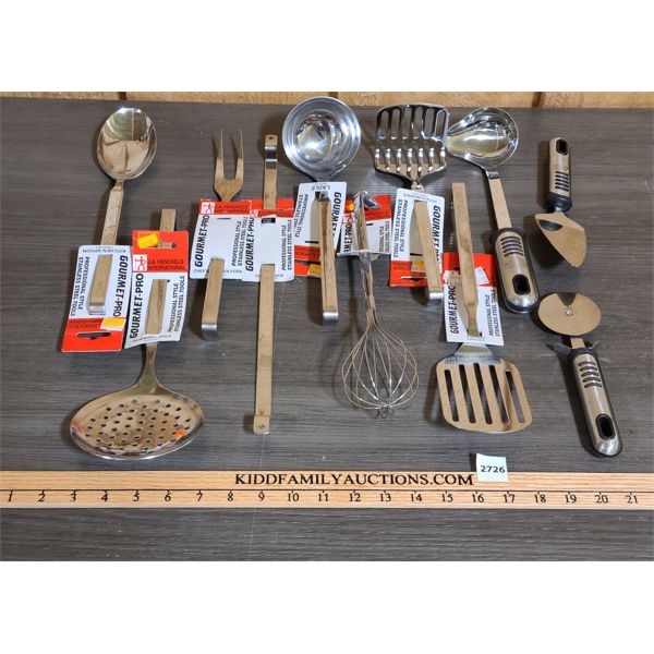 JOB LOT - MISC KITCHEN COOKING UTENSILS