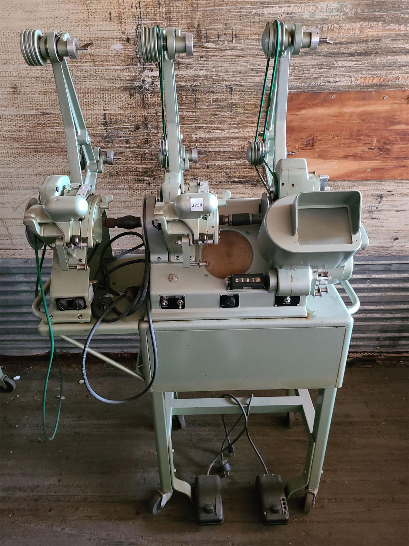 VINTAGE MOVIOLA MFG CO 16mm FILM EDITING MACHINE