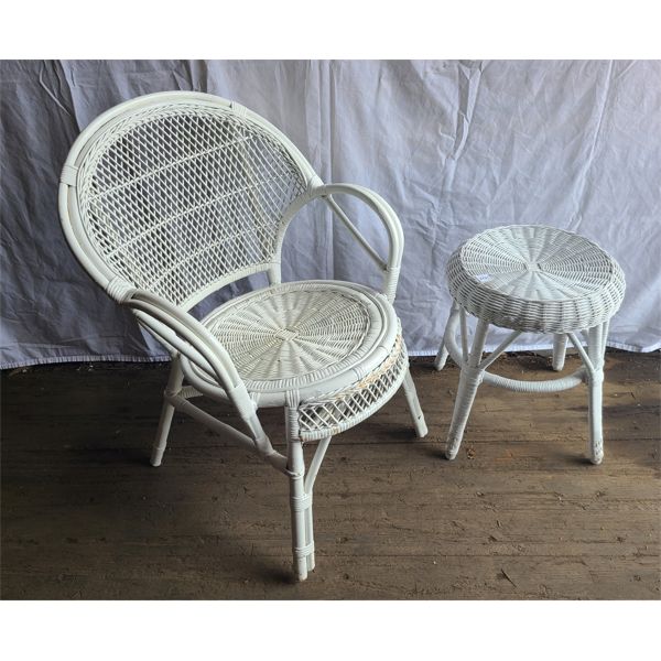 LOT OF 2 - WHITE WICKER CHAIR AND SIDE TABLE