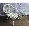 Image 3 : LOT OF 2 - WHITE WICKER CHAIR AND SIDE TABLE