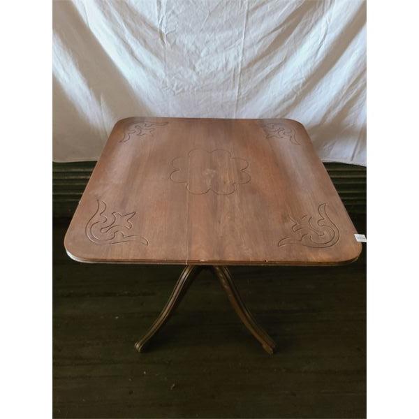 TILT TOP TABLE W/ ENGRAVED DETAILS - 27 x 30 x 30in