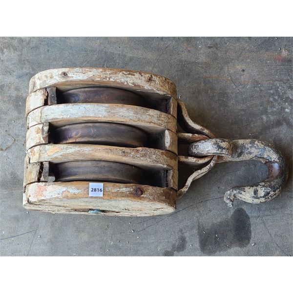 LARGE WOOD AND METAL PULLEY - 22in LONG