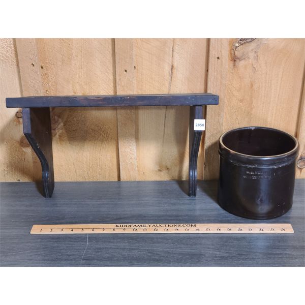 JOB LOT OF 2 - WOODEN SHELF 7.5 X 11 X 20 INCH AND OPEN TOP CROCK 8 INCH DIA.