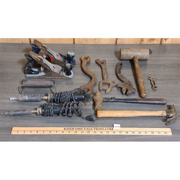 JOB LOT - MISC VINTAGE HAND TOOLS