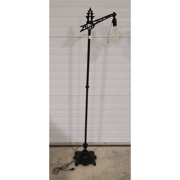 METAL BASE EXPOSED BULB FLOOR LAMP - 59in TALL