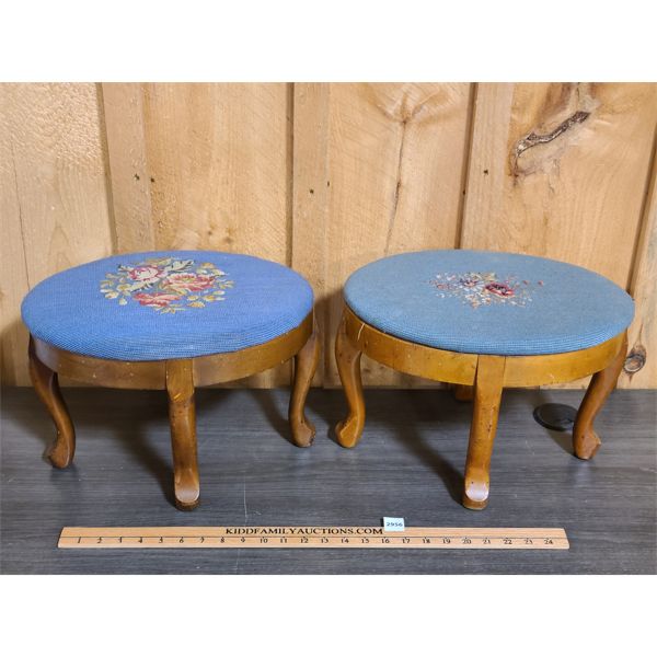 LOT OF 2 - FLORAL PATTERN FOOTSTOOLS