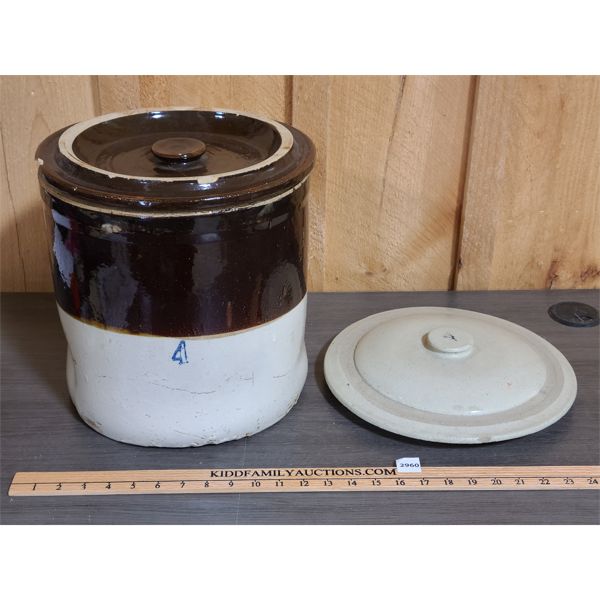 4 GAL CROCK W/ 2 LIDS