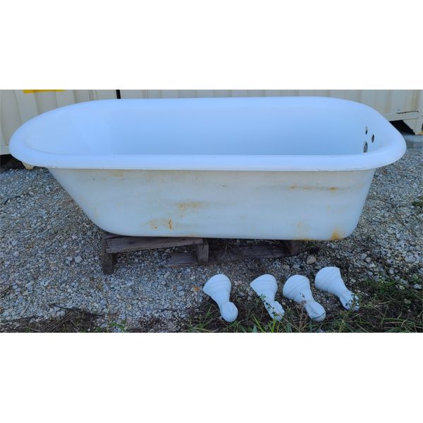 60in PORCELAIN CLAW FOOT TUB