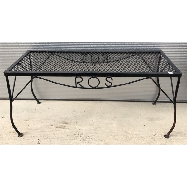 WROUGHT IRON GARDEN BENCH - 16 x 20 x 43in