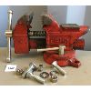 Image 1 : 3 1/2in FULLER VISE W/ MOUNTING HARDWARE