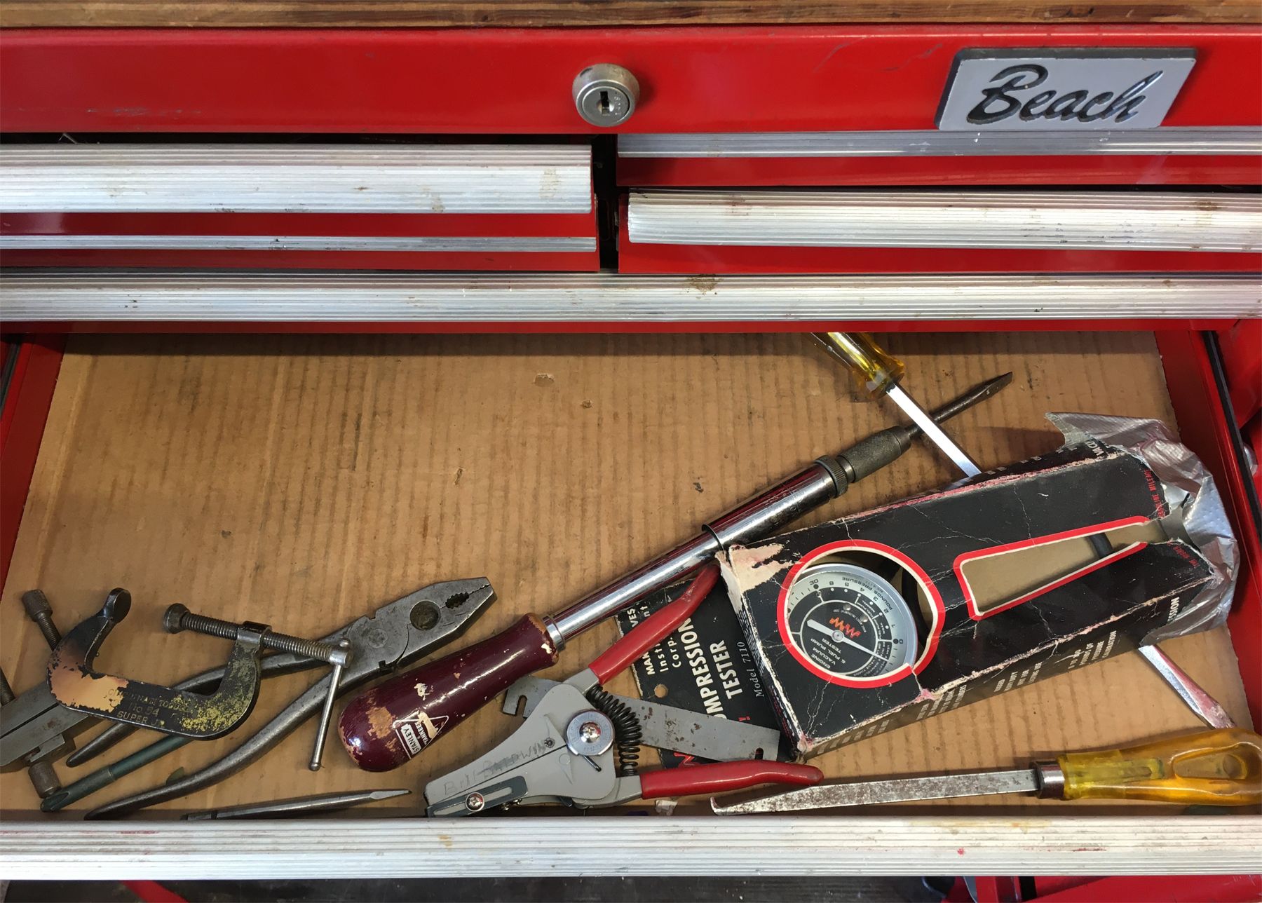 BEACH INDUSTRIES ROLLING TOOL CADDY W/ CONTENTS