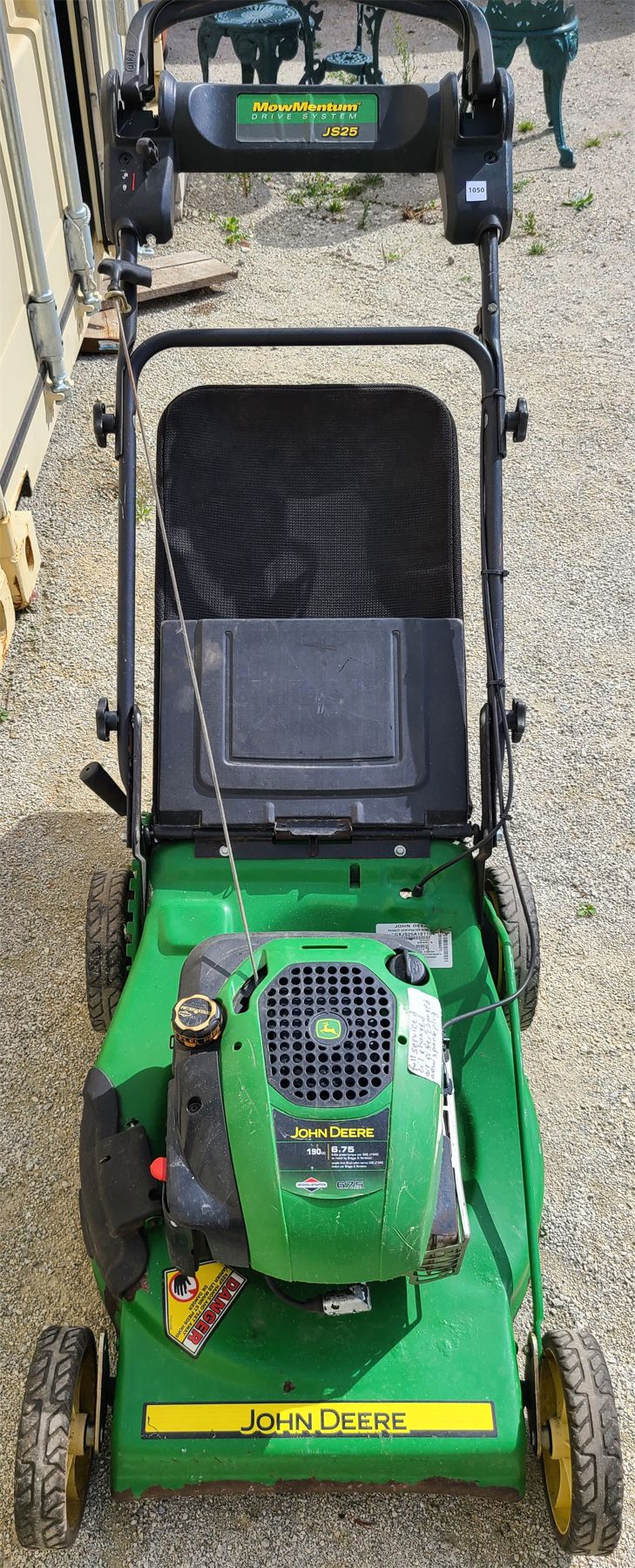 JOHN DEERE MODEL JS25 190cc FRONT WHEEL DRIVE MOWER Kidd Family Auctions