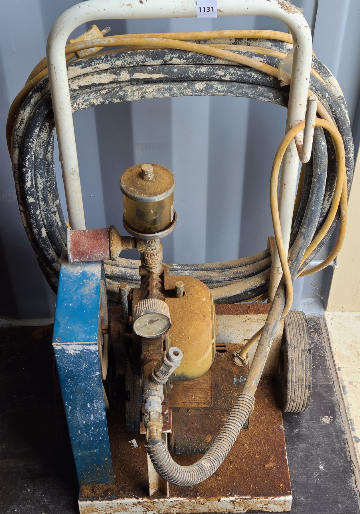 AIR COMPRESSOR W/ PLASTER APPLICATOR