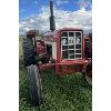 Image 2 : INT 574 TRACTOR. RUNNING CONDITION.