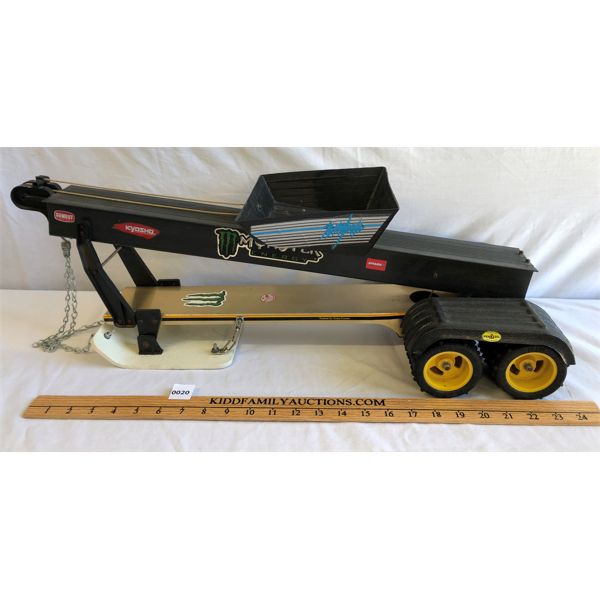 ASTRO CRAFT DRAGON WAGON RC PULL SLED
