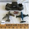 Image 2 : LOT OF 4 - MISC TOYS - INCL CAST IRON CAR AND TOOTSIE TOY AIRPLANES