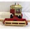 Image 2 : ERTL DIECAST INTERNATIONAL COMBINE - 14in LONG